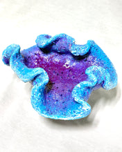 Load image into Gallery viewer, Artificial Scroll Coral